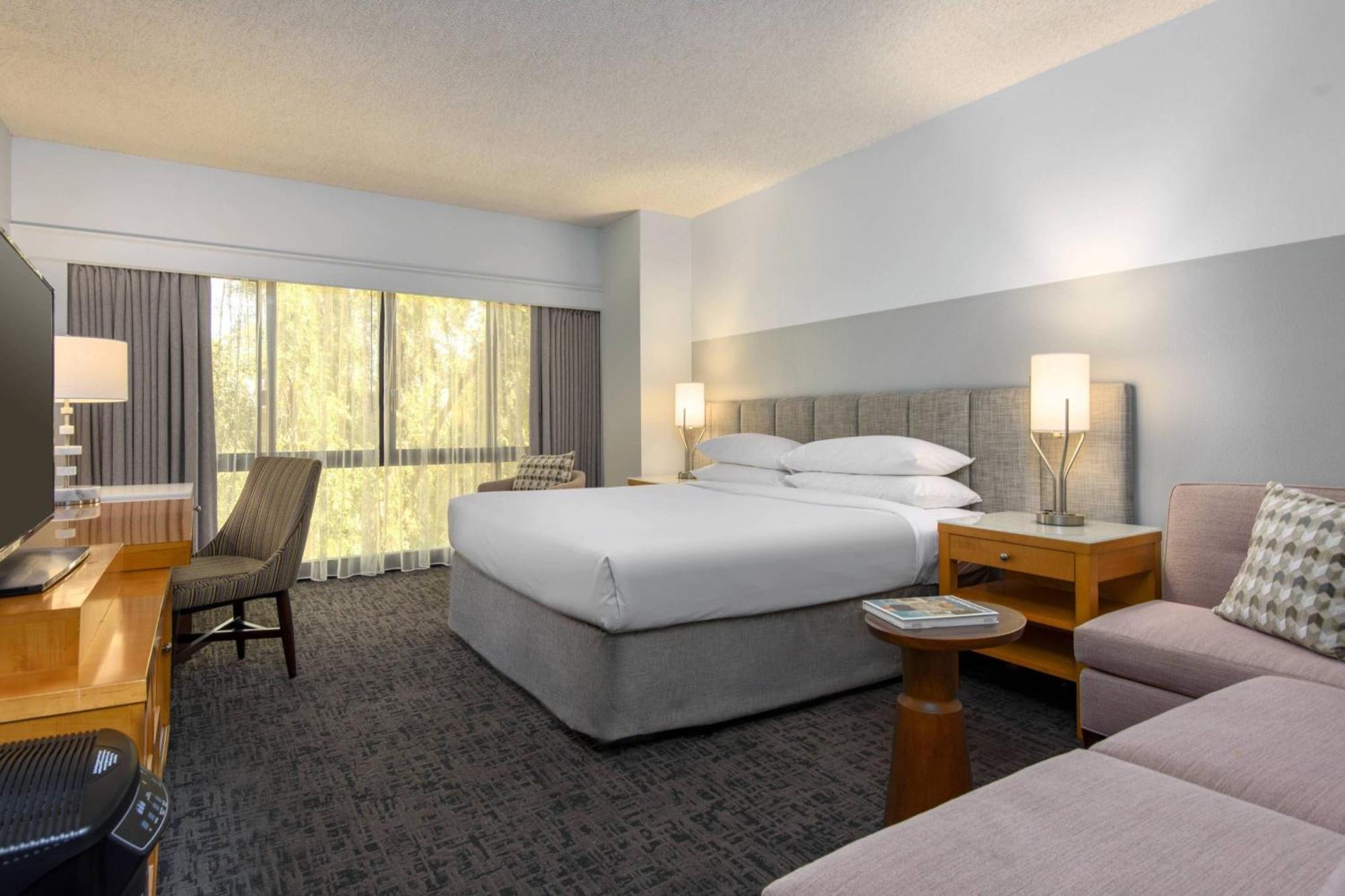 King Room (No Resort Fees)