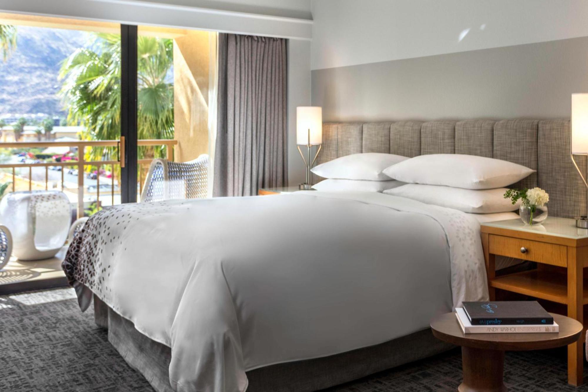 King Suite Pool View No Resort Fees